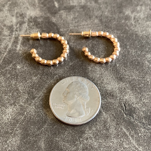 6/$8 NEW Gold Tone Hoop Earrings - Picture 3 of 11